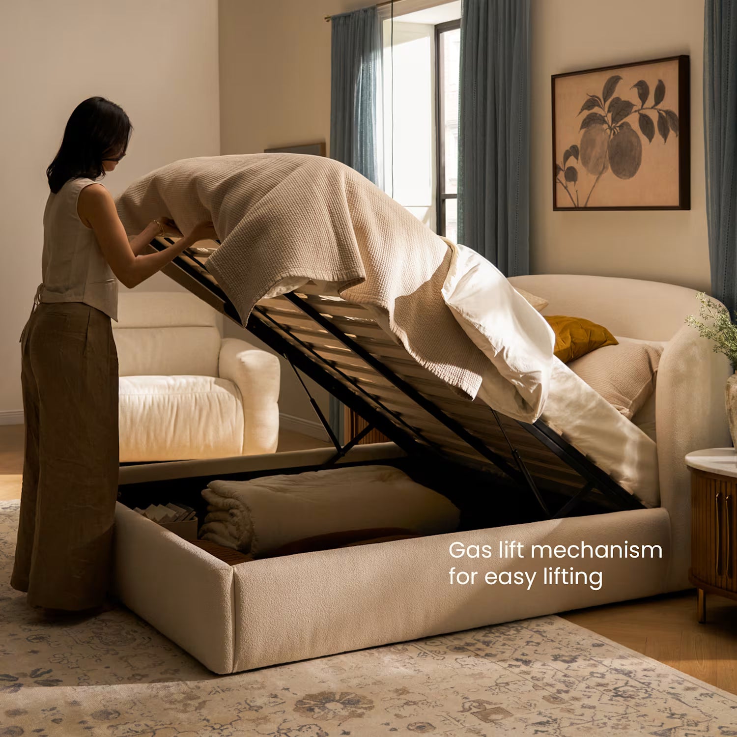 Auburn Wood Queen Size Storage Bed, Natural (US ver)